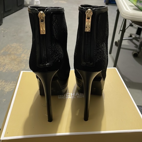 Women high heels - Picture 3 of 4